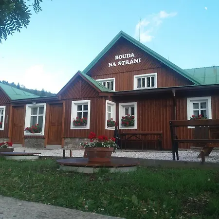 Bouda Na Strani